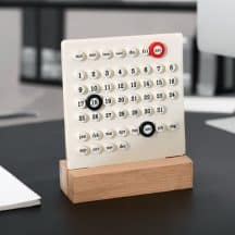 Desk calendar